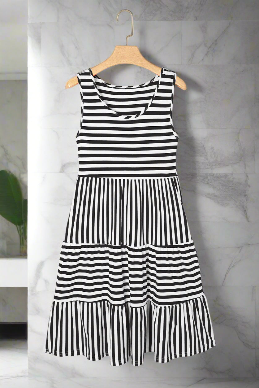 Loose Fit Fun Mini Sleeveless Dress